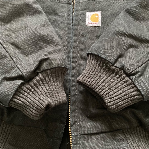 Carhartt men’s hooded canvas jacket with company logo - Picture 8 of 8